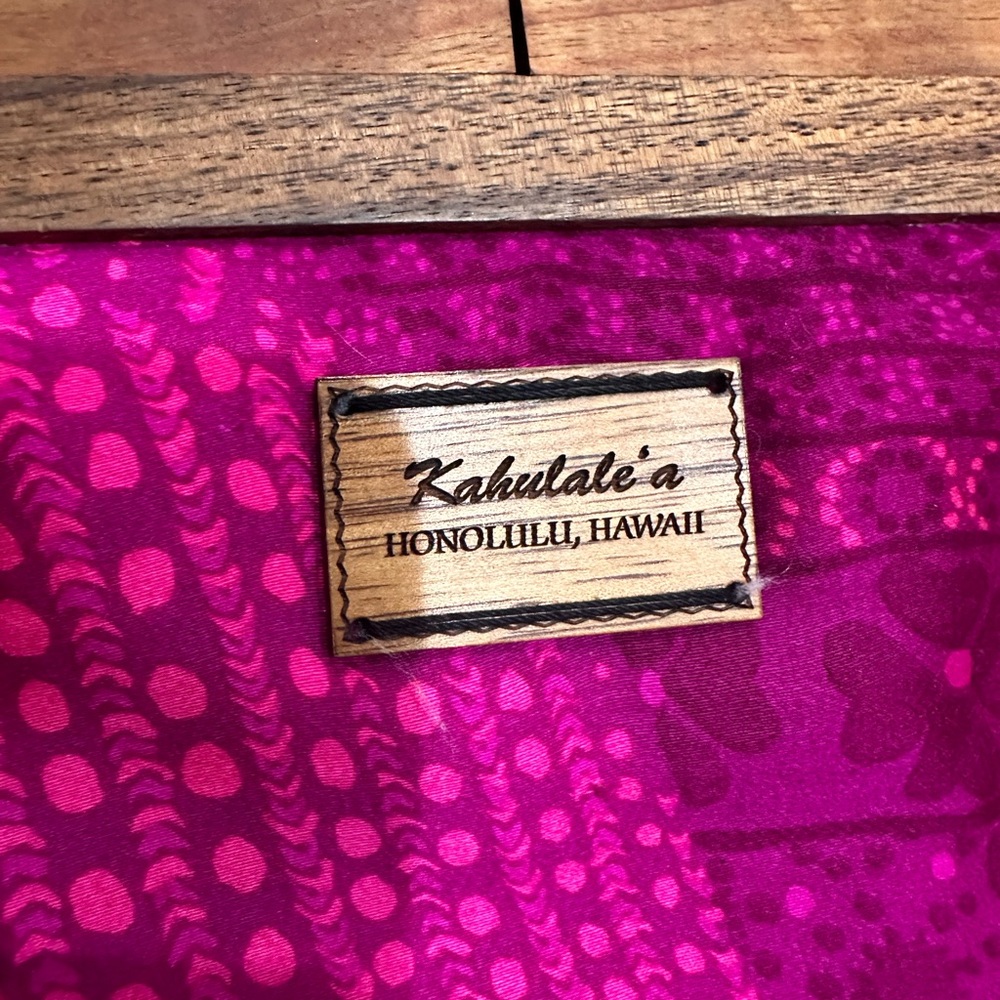 Kahulalea Koa Frame Clutch - Picture 3 of 7